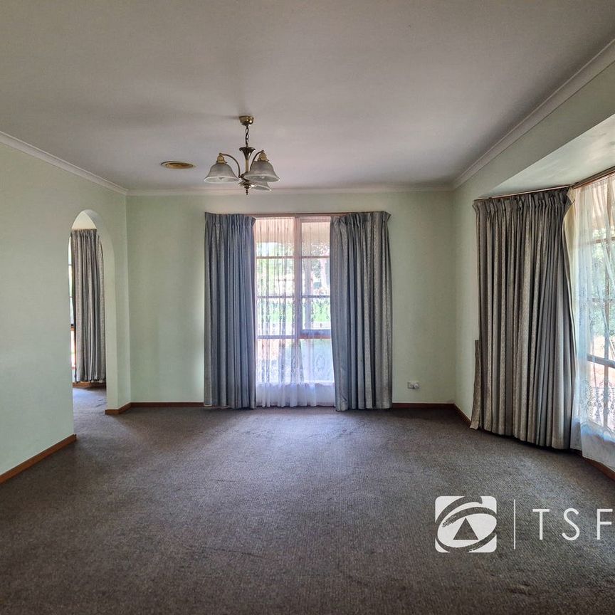 Beautifully Presented Family Home - Photo 1