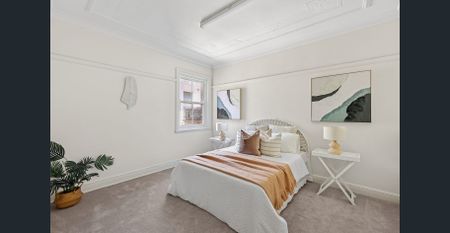 Renovated One Bedroom + Study In A Prime Position - Photo 2