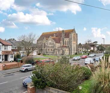 Property to rent - Photo 5