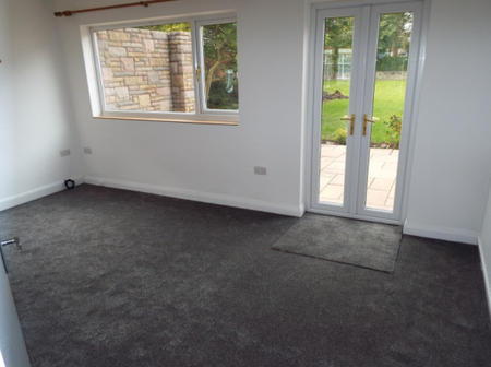 6, Victoria Road, Preston - Photo 2