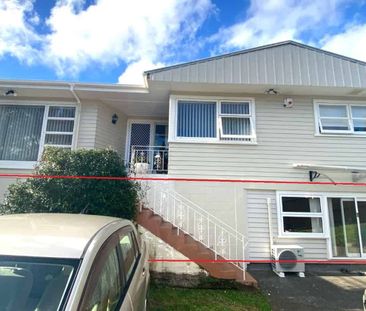 HILLSBOROUGH, 2 BEDROOMS - Photo 2