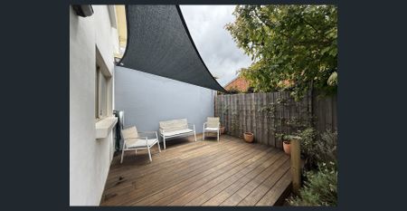 Coastal Living at Its Best – 4-Bedroom Home with Ocean Views - Photo 5