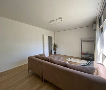 NEAT TWO BED APARTMENT IN PRIZED LOCATION - Photo 2