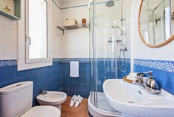 Carrer de Wellington, Barcelona, Catalonia 08018