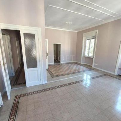 Trieste-Villa Ada: Newly renovated, spacious 2 bedrooms, 1 bath, large bright living room with new kitchen. Silent, sunny, air conditioning, panoramic common terrace. Ref 2292 - Photo 1