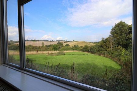 3 bedroom bungalow to rent - Photo 3