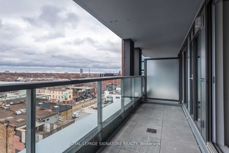 Riverside Square Lofts 15-30 , #818 - Photo 2