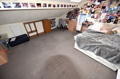 7 bedroom Flat in Woodsley Road, Leeds - Photo 2