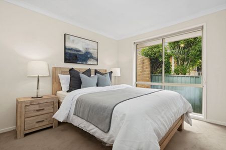 Immaculate Three Bedroom Home in Ideal Location - Photo 3