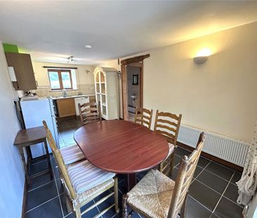 2 bedroom semi-detached house to rent - Photo 2