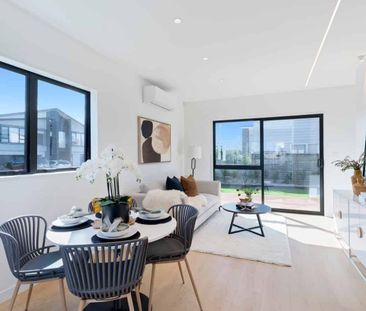 Stylish 3-Bedroom Home with Study - Photo 3