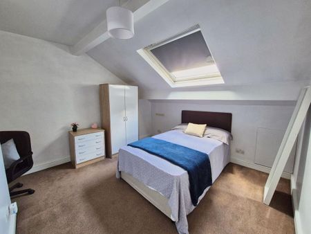 2 bedroom flat to rent - Photo 4