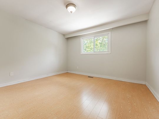 For Lease - 16 Muskoka Avenue Unit# Unit 2, Toronto, Ontario - Photo 1