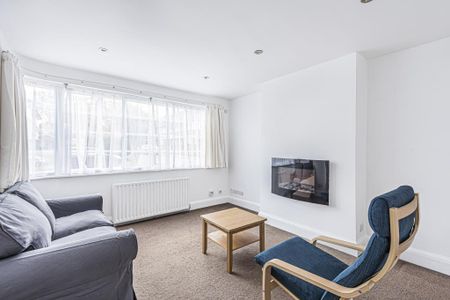 2 bedroom maisonette to rent - Photo 2