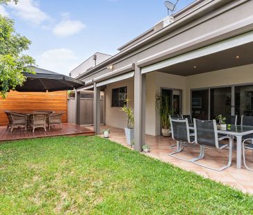 5 Shearwater Crescent, Maribyrnong. - Photo 4