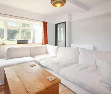 2 bedroom semi-detached house to rent - Photo 2