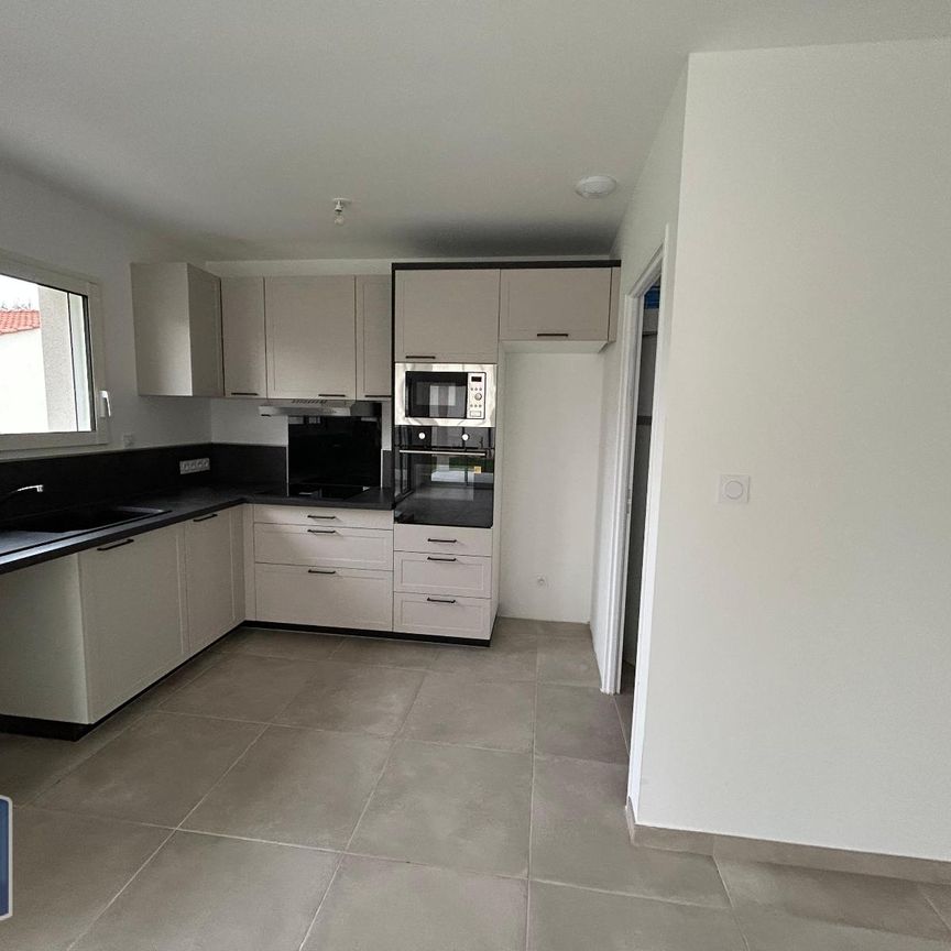 Location Maison 4 pièces 85m² LA VILLE DIEU DU TEMPLE 82290 - Photo 1