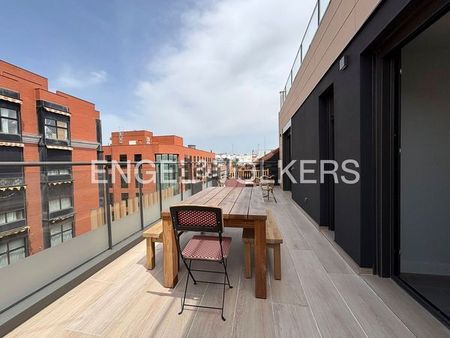 Alquiler de ático en Calle de Sebastián Elcano - Photo 3
