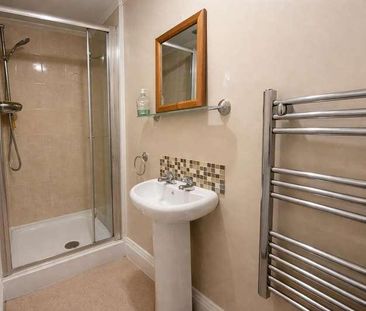 Village Road, Gosport, PO12 - Photo 5