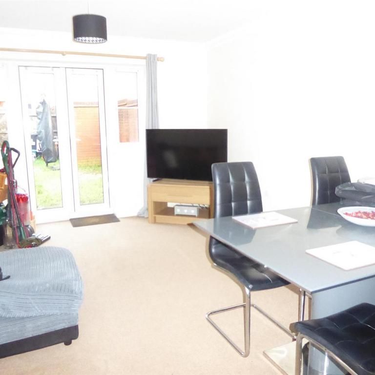 2 bedroom house to rent - Photo 1