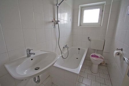 Vermietet!Klasse 2-Zimmerwohnung in Lübeck zu vermieten - Photo 3