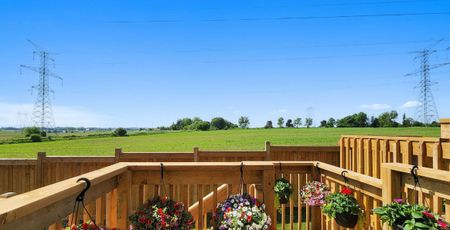 For Lease - 2695 Magdalen Path, Oshawa, Ontario - Photo 2