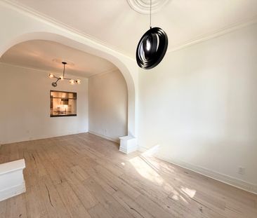 Mercier-Est : Superbe appartement rénové de 2 chambres offert en lo... - Photo 2