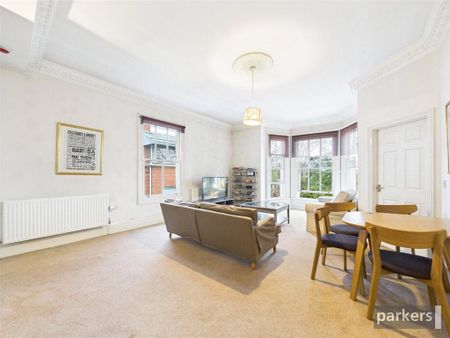 Studio to rent - Photo 3