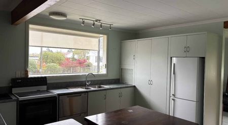 GERALDINE - 2 BEDROOMS - Photo 3