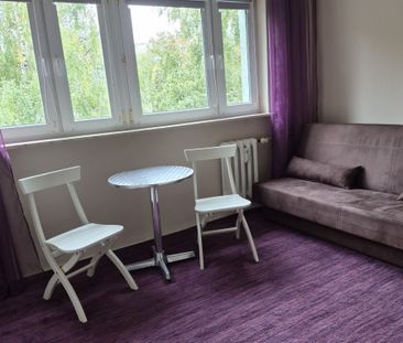 Trzy pokoje blisko do WUM – zdjęcie 1