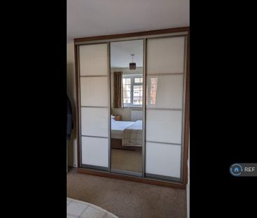 3 bedroom terraced house to rent - Photo 3