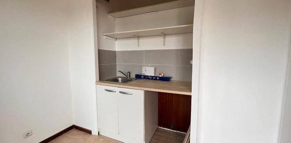 Location appartement 1 pièce 15.72 m² à Montpellier (34000) - Photo 2