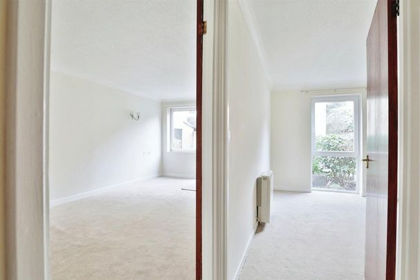 1 bedroom retirement property to rent - Photo 1