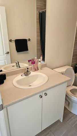 For Lease - 189 Village Gate Drive, Wasaga Beach, Ontario - Photo 2