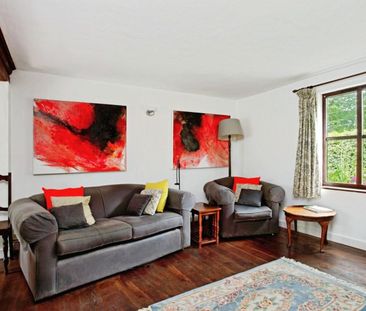 4 bedroom House To Let Total Size: 1809 SQ FT - Photo 1