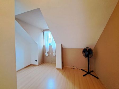 Eigentijdse driegevelwoning te Oudsbergen - Photo 4