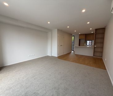 Unit 4, 86 Holly Road, St. Albans, Christchurch - Photo 2