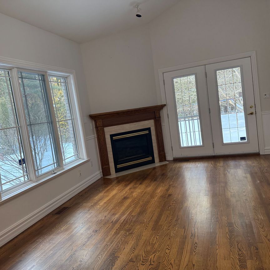 For Lease - 9 Bunhilll Court, Ajax, Ontario - Photo 1