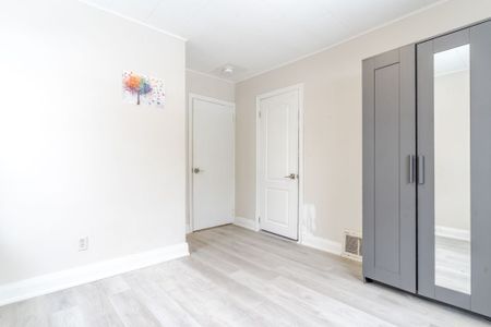 For Lease - 73 Drury Lane, Barrie, Ontario - Photo 4