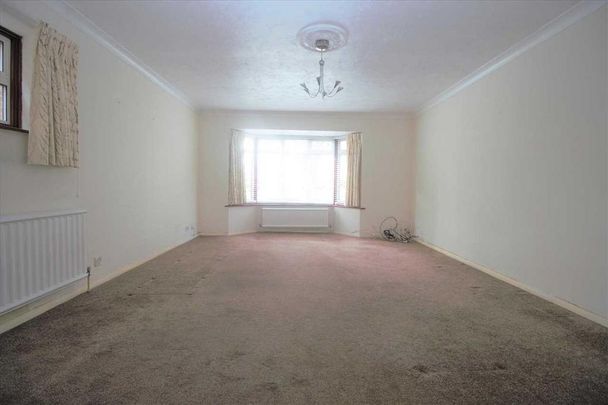 5 bedroom semi-detached house to rent - Photo 1