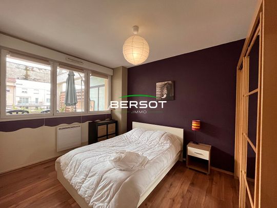 Appartement T2 bis meublé avec terrasse et place de parking - Photo 1