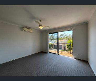 23 Stratus Lane, Coomera, Qld 4209 - Photo 5