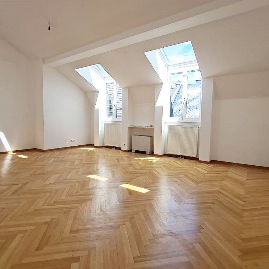 CITY-HIGHLIGHT, Gonzagagasse, klimatisiertes 122 m2 Dachgeschoss mit 8 m2 Terrasse, 3 Zimmer, Komplettküche, 2 Bäder, Parketten, Börse-Nähe - Photo 1
