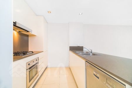 B108/19-21 Church Ave MASCOT - Photo 4