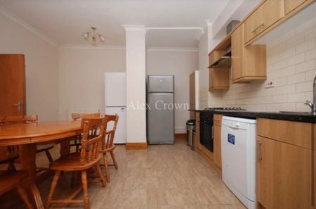 2 Bed Flat, Tollington Way, N7 - Photo 3