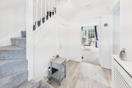 3 bedroom terraced house to rent - Photo 4