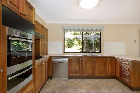 1 Coral Cl, 2577, Moss Vale Nsw - Photo 2