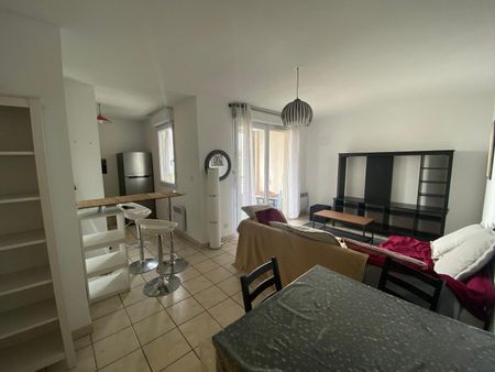 Nouvelle Mairie - T3 - 52m² - Photo 3