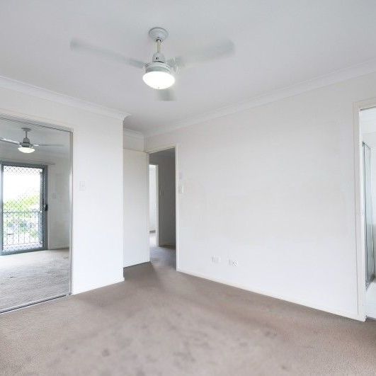 Fabulous home in great location - Photo 1