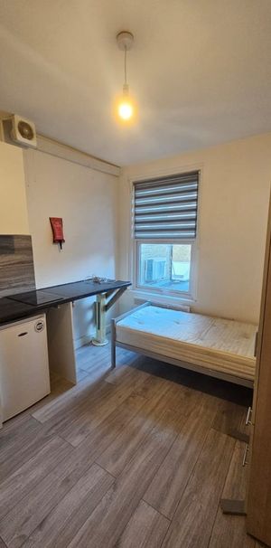 Studio Flat, Fairview Road, N15 - Photo 1